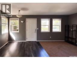 Living room - 1804 Belfast Avenue, Saskatoon, SK S7M0L8 Photo 8