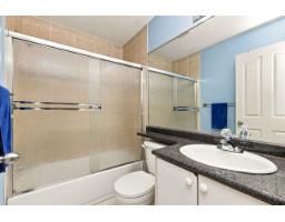 10047 129 Street, Surrey, BC V3T3G6 Photo 32