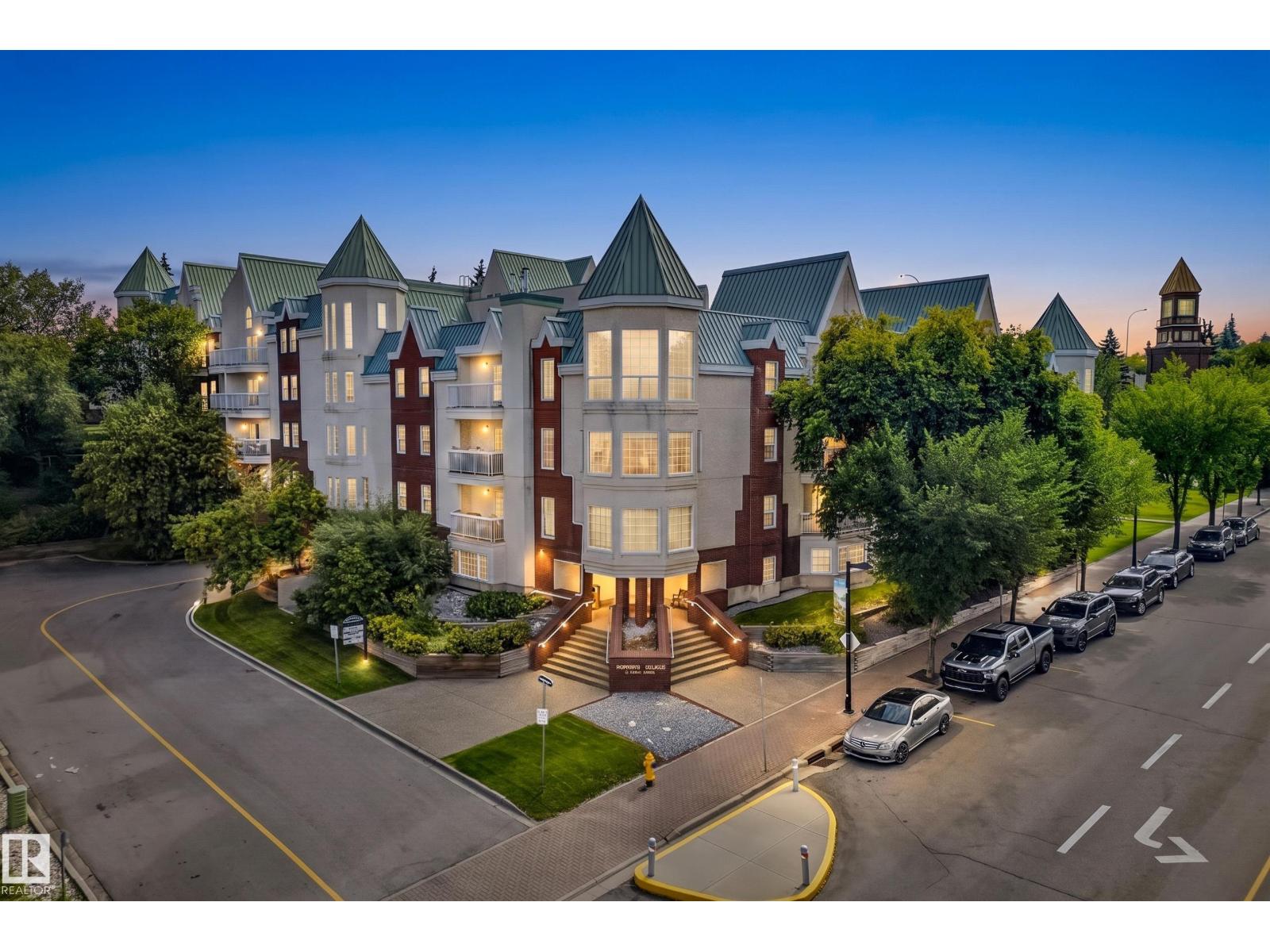 #405 3 PERRON ST - 1