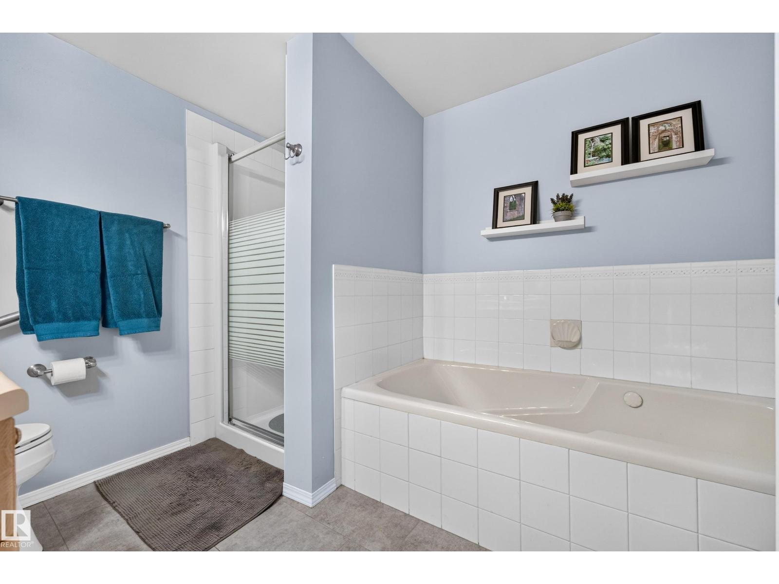 #405 3 PERRON ST - Image 26