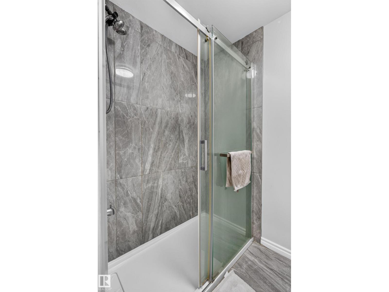 8632 184 ST NW - Image 37
