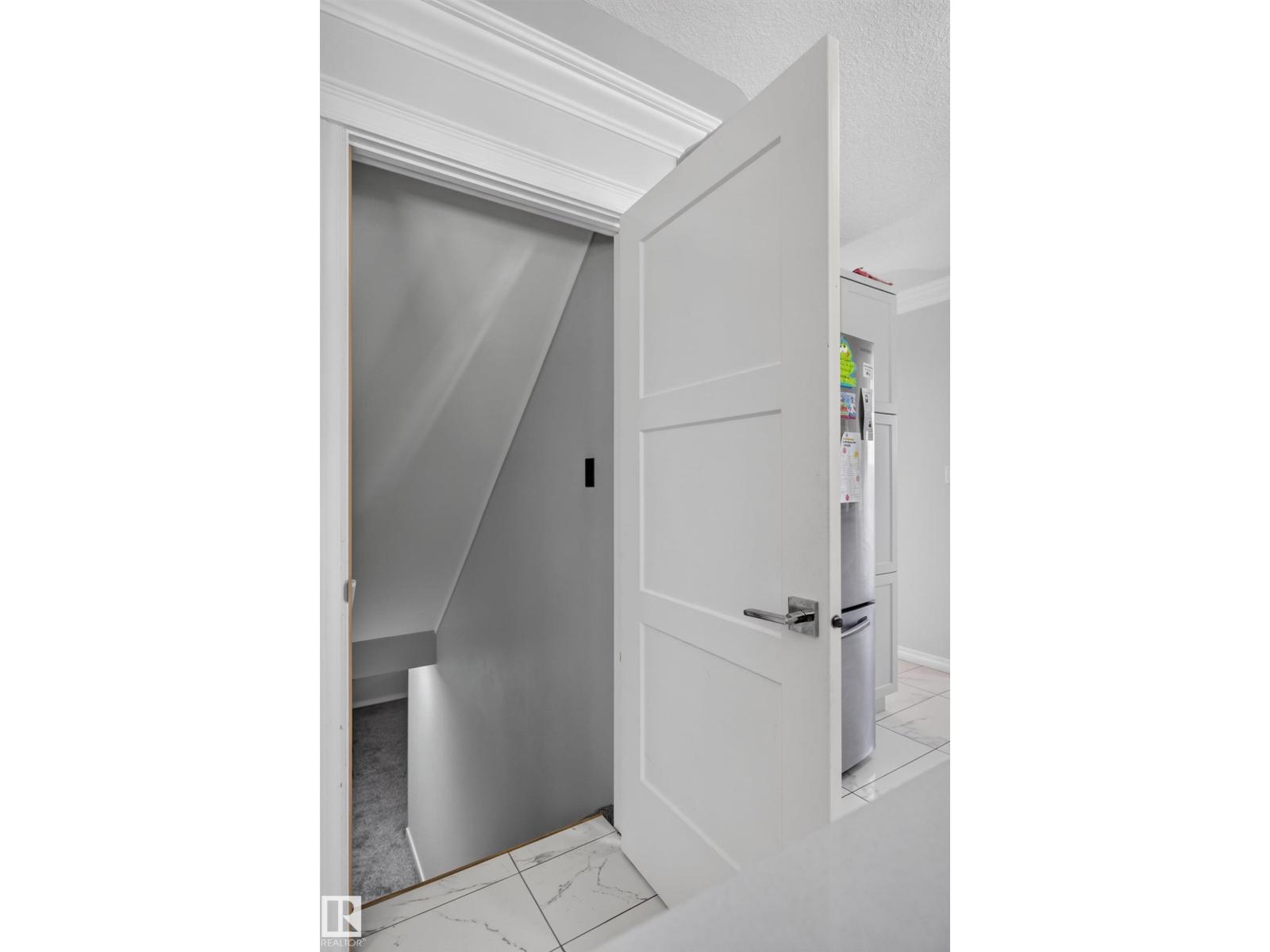 8632 184 ST NW - Image 42