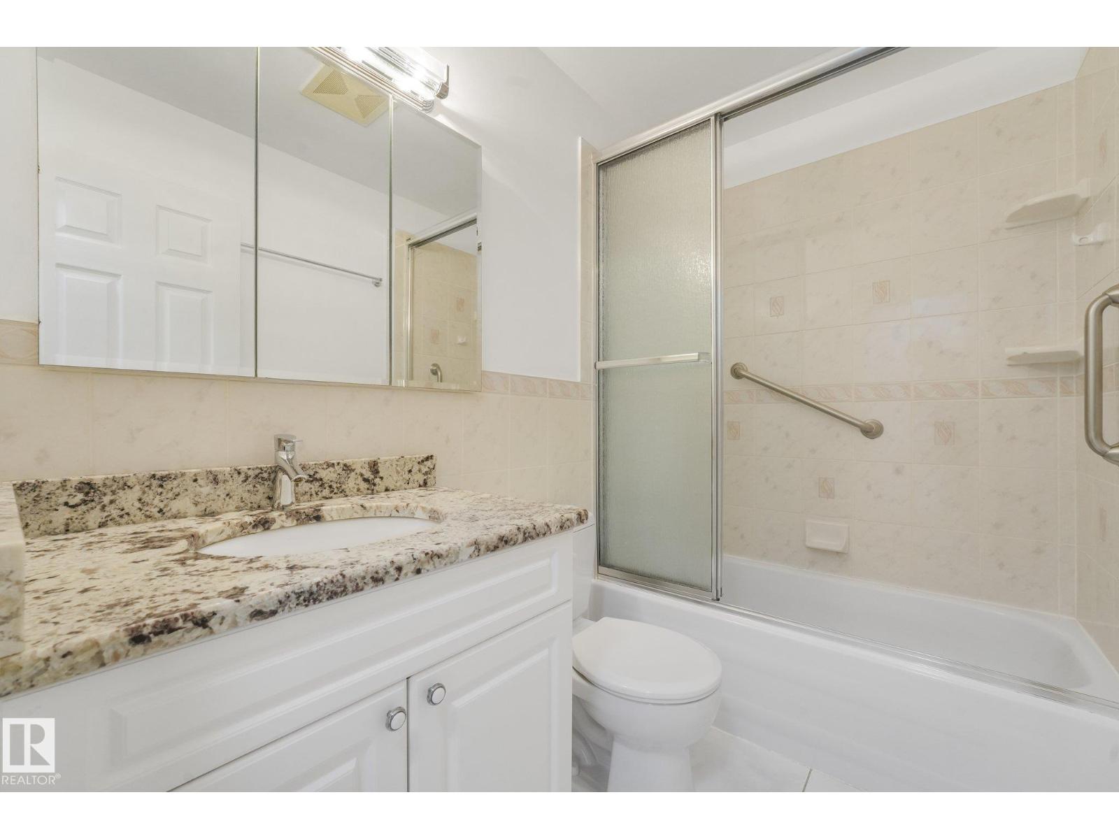 8608 152A AV NW - Image 21