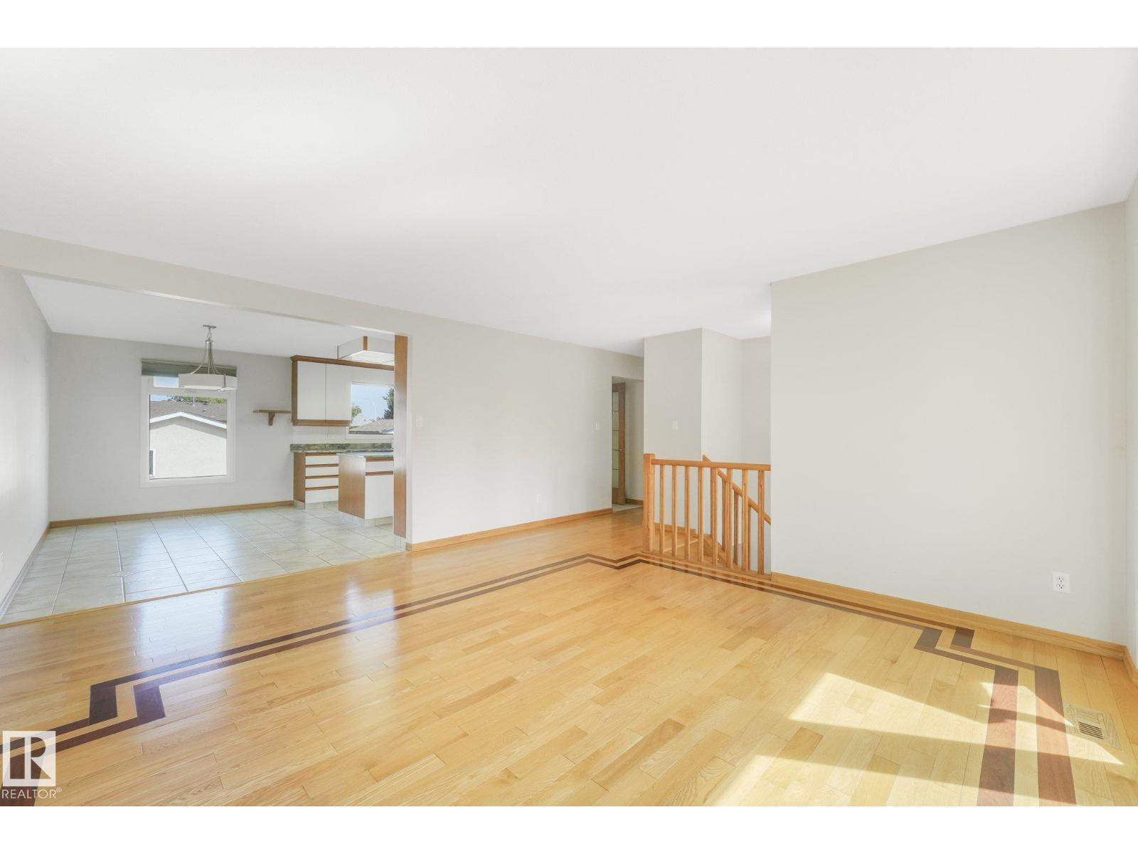 8608 152A AV NW - Image 4