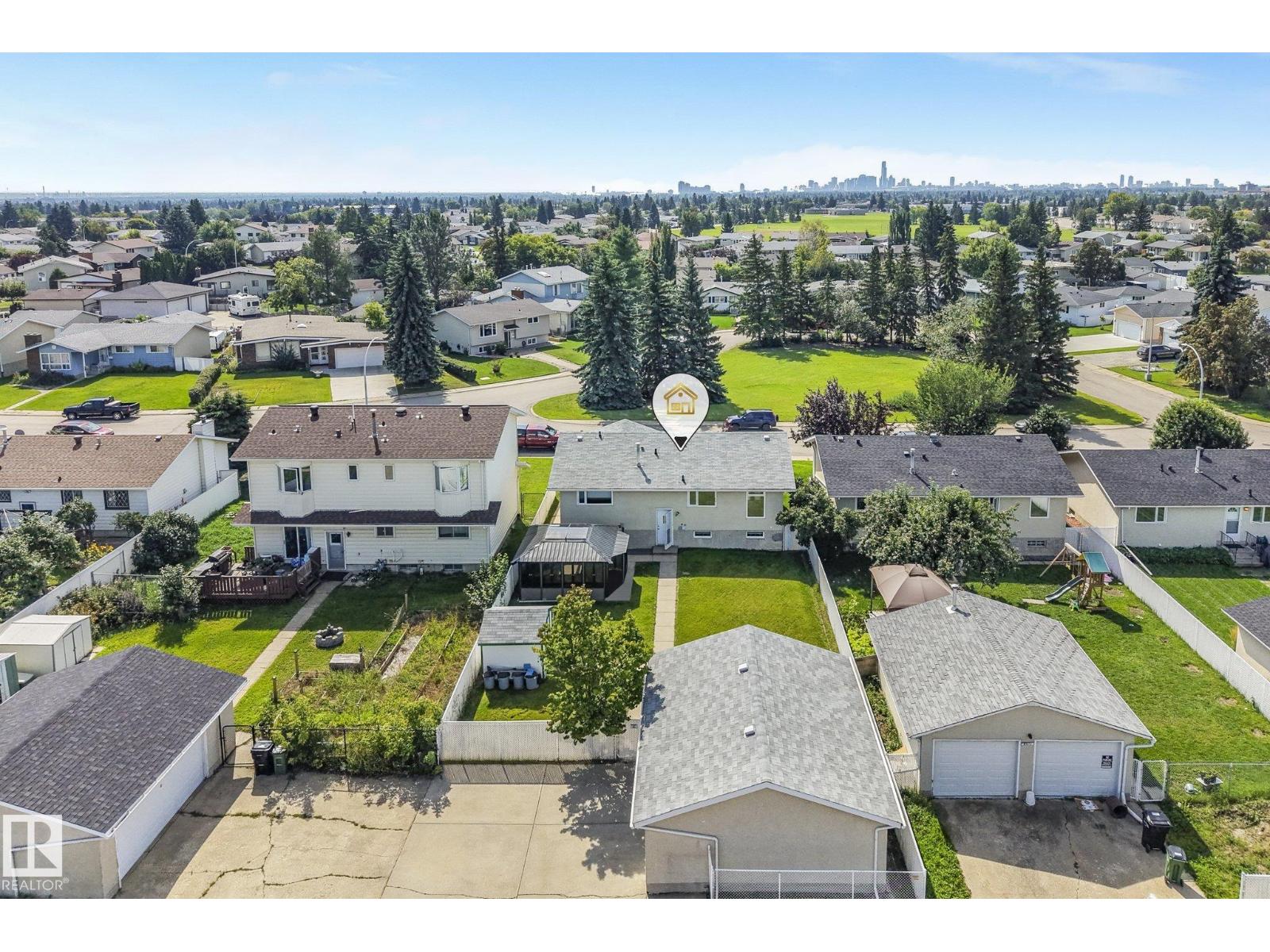 8608 152A AV NW - 42