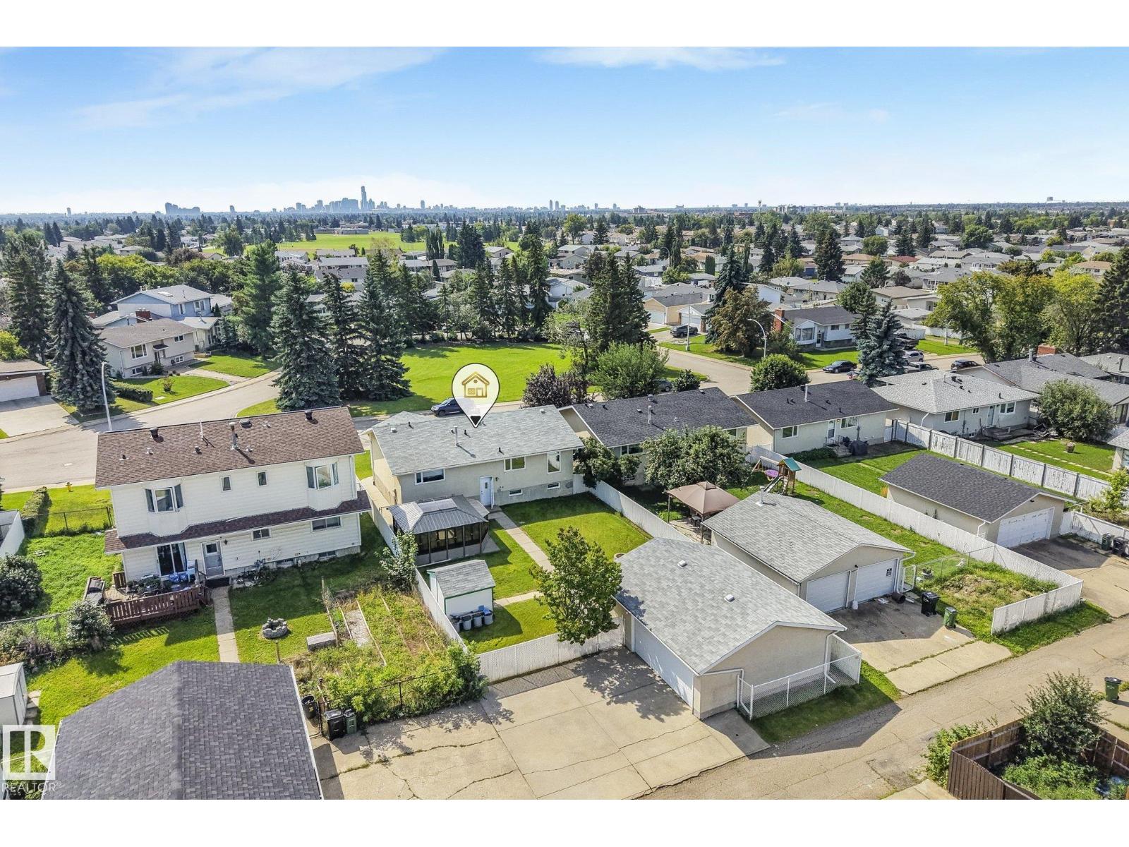 8608 152A AV NW - Image 43