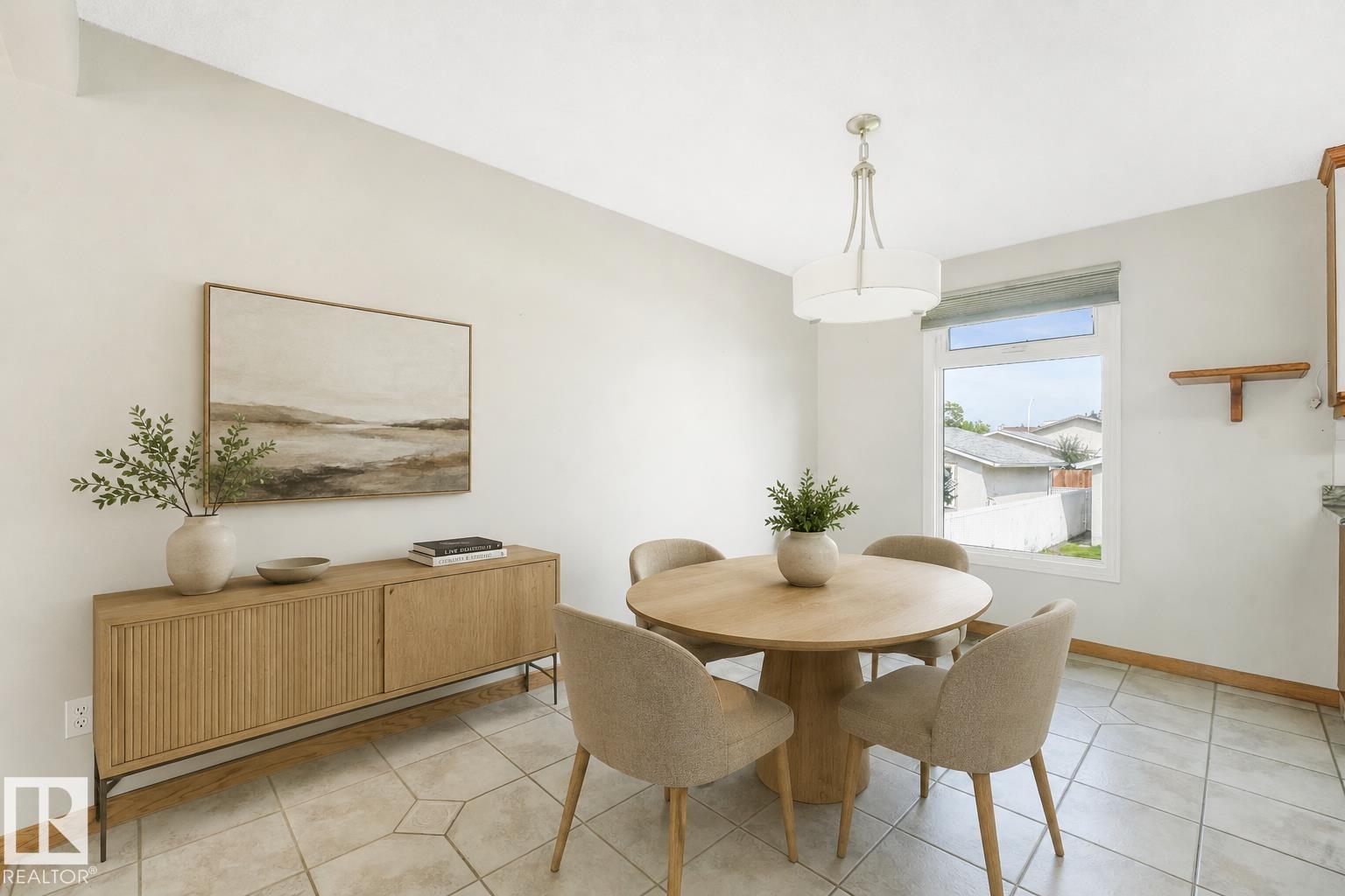 8608 152A AV NW - Image 8