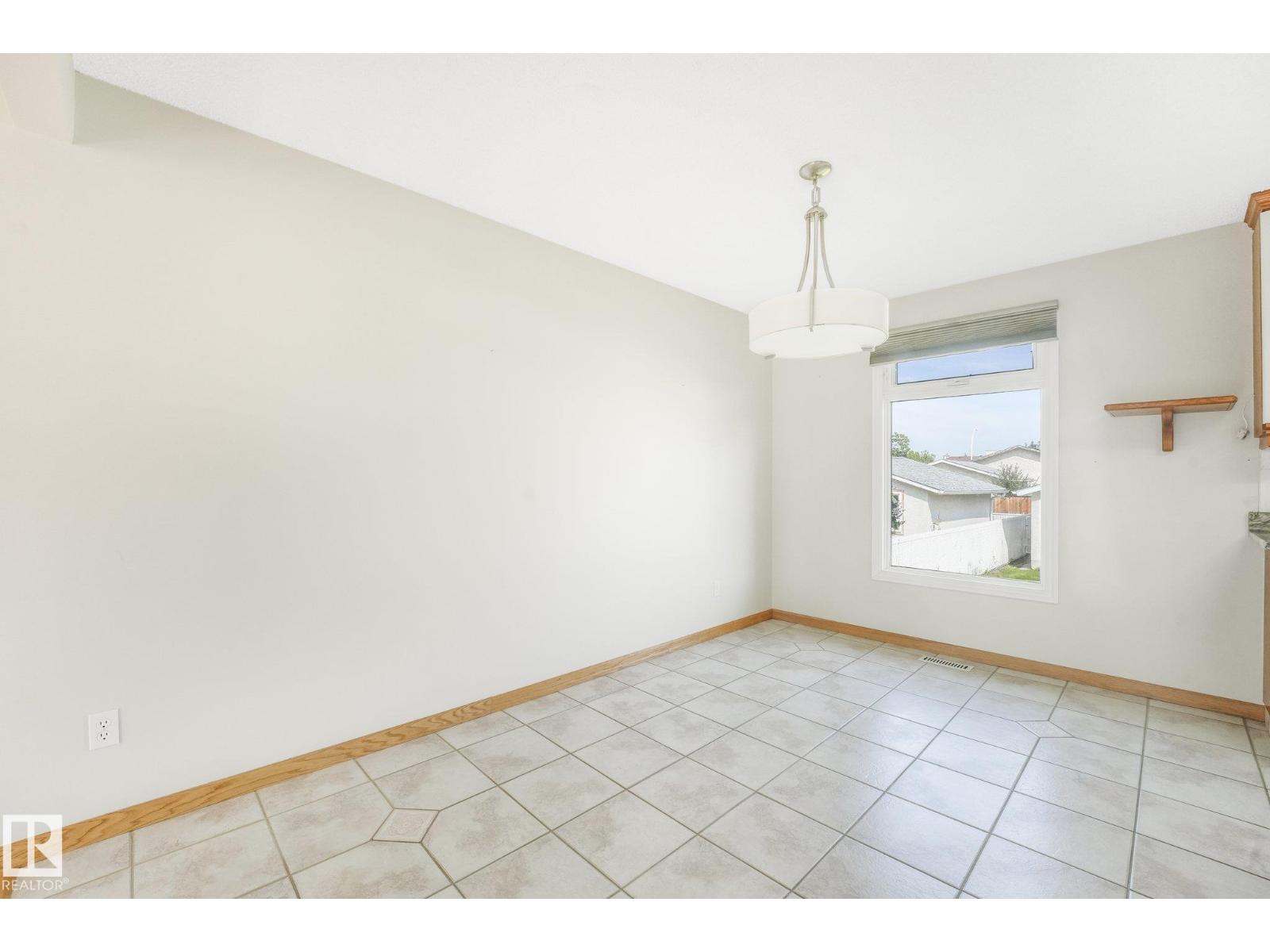 8608 152A AV NW - 9