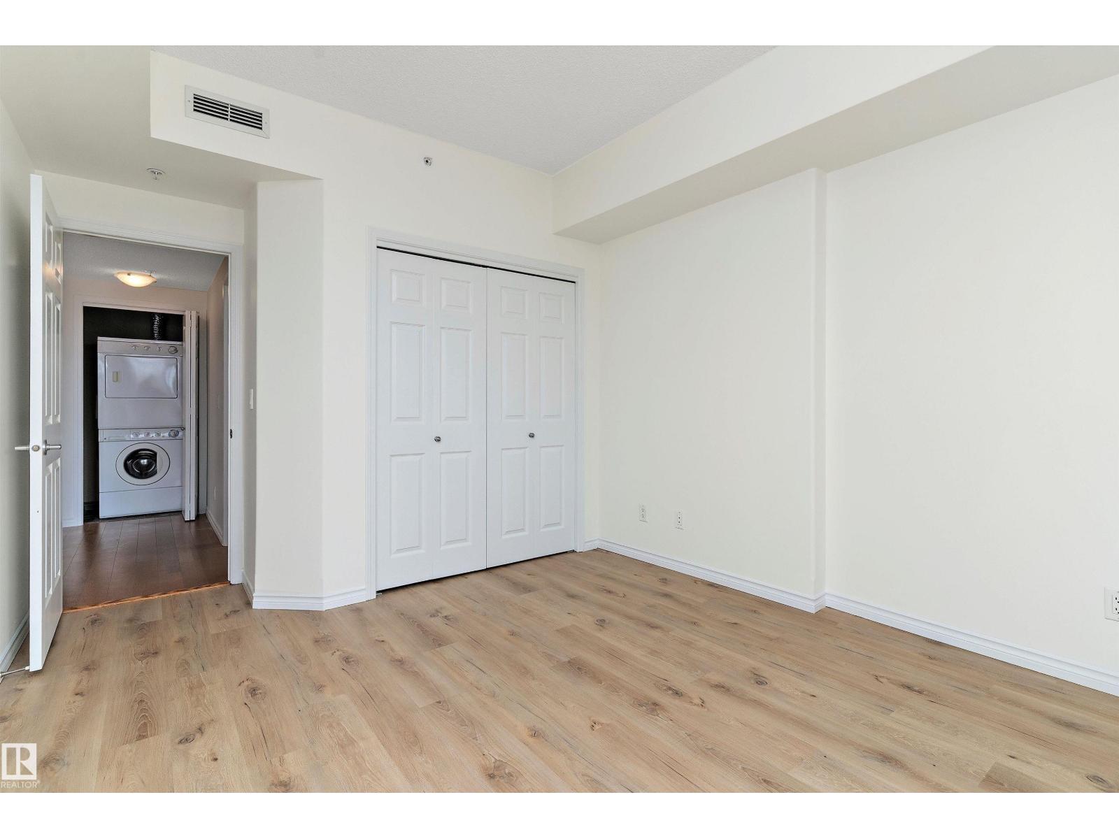 #702 10303 111 ST NW - 27