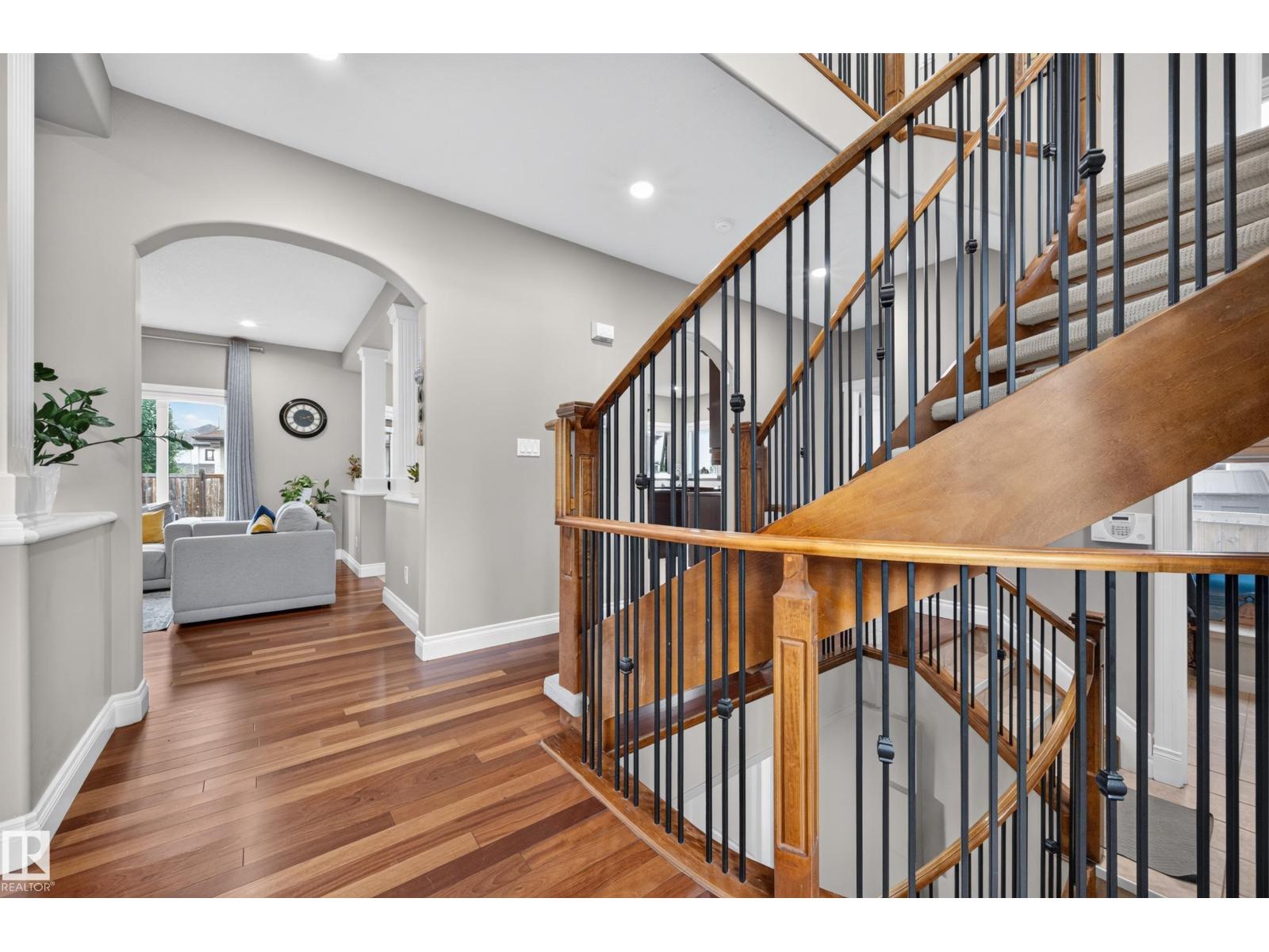 3006 Montrose BV - Image 6