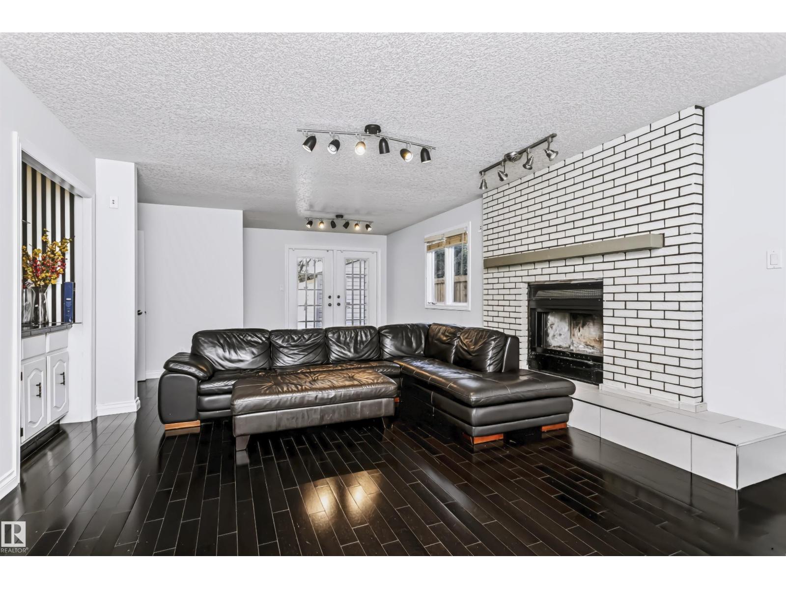6016 177 ST NW - 12