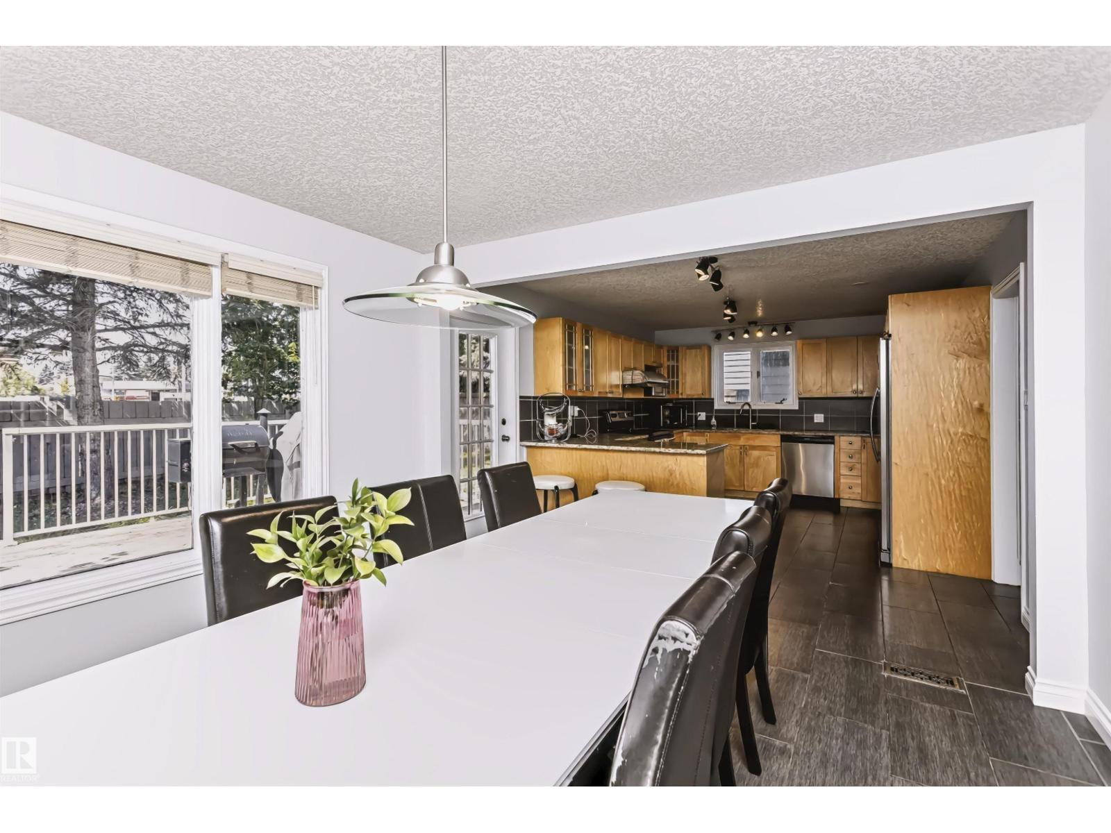 6016 177 ST NW - Image 21