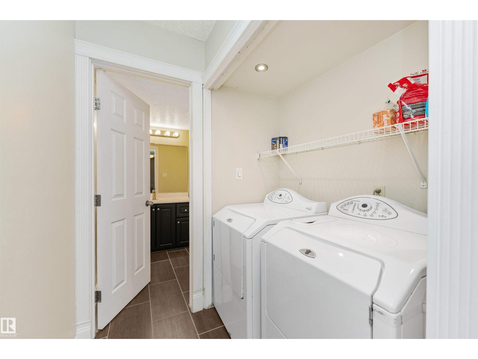 6016 177 ST NW - 26