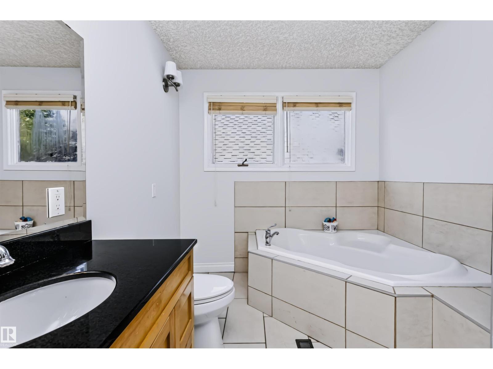 6016 177 ST NW - 36