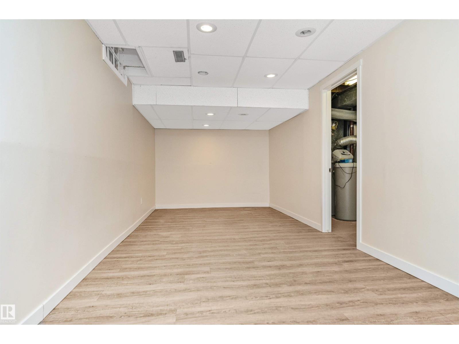 6016 177 ST NW - Image 55
