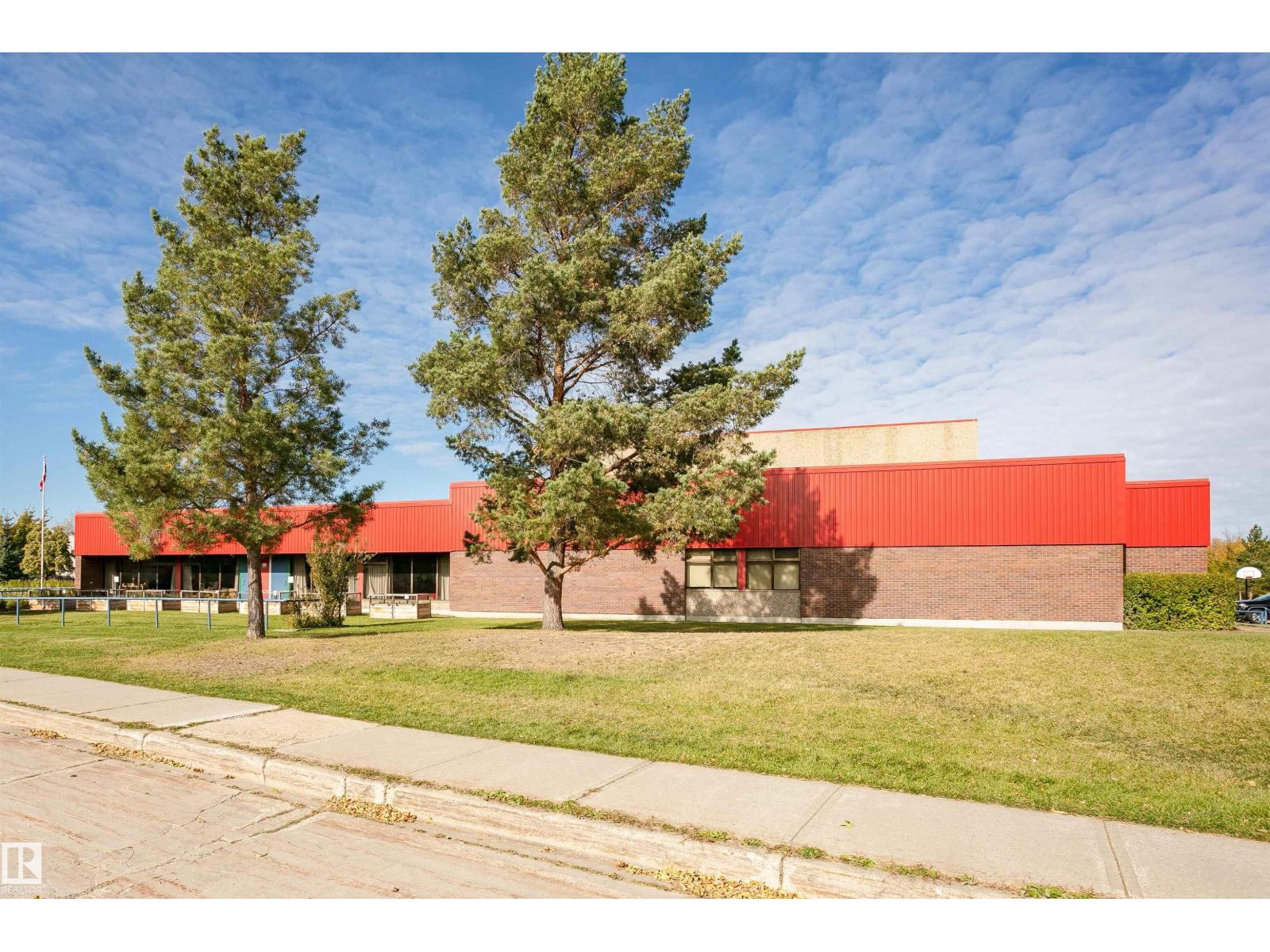 6016 177 ST NW - Image 66