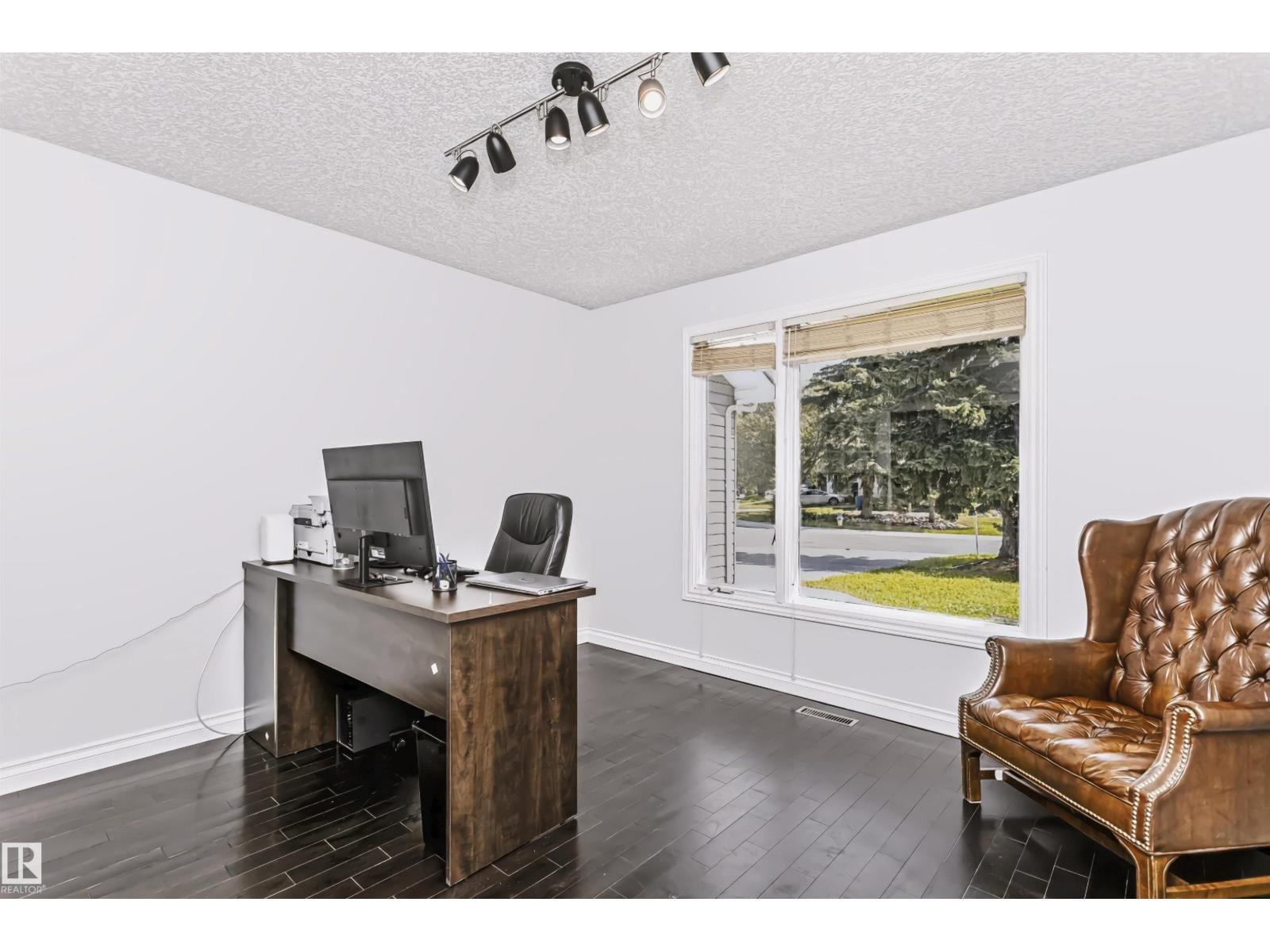 6016 177 ST NW - 8