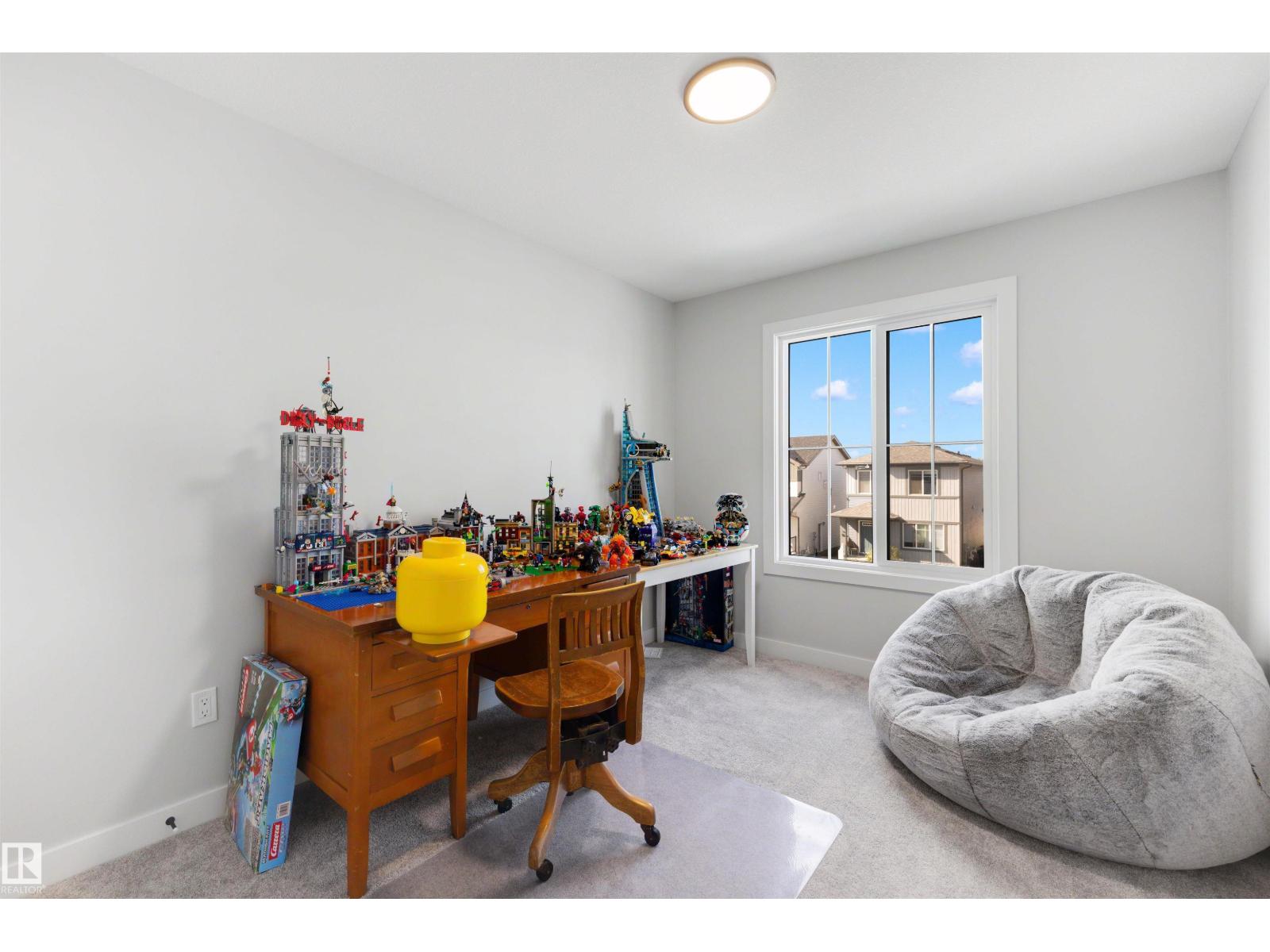 61 PENN PL - Image 23