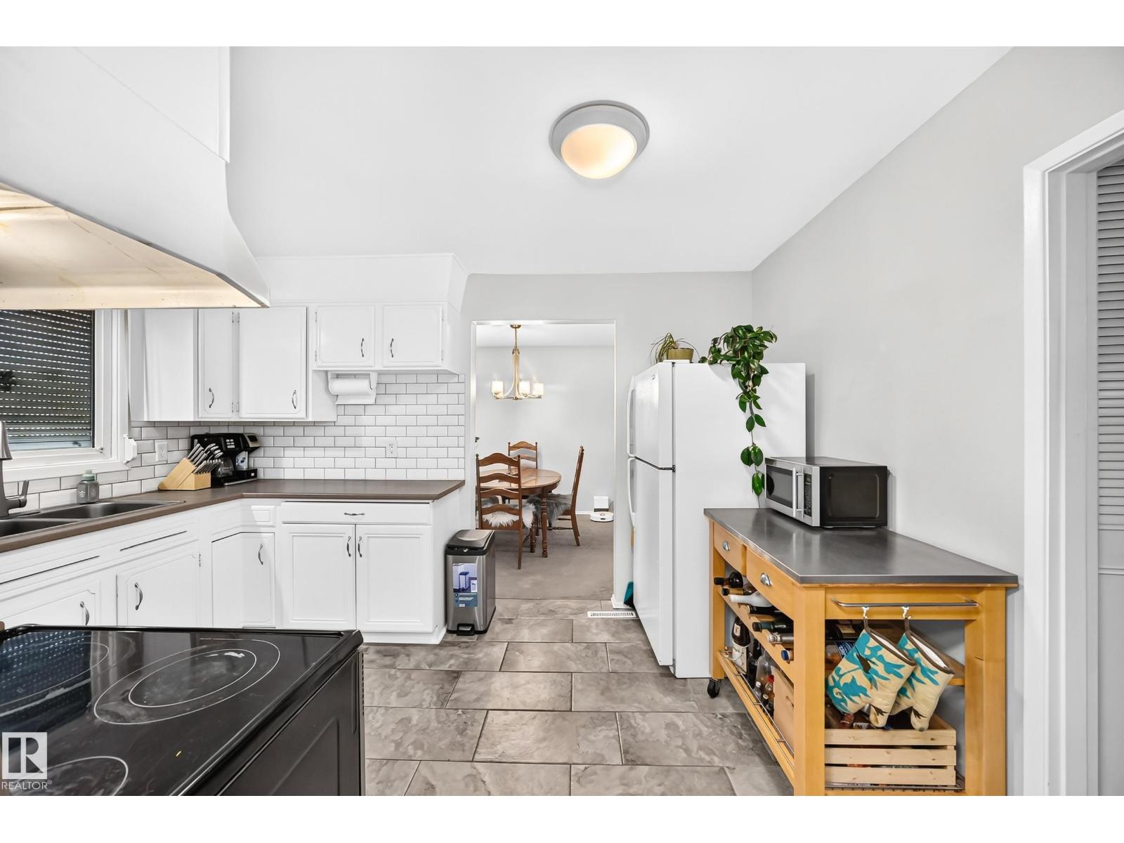 3516 117A ST NW - 10