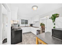 Recreation room - 3516 117a St Nw, Edmonton, AB T6J1V4 Photo 9