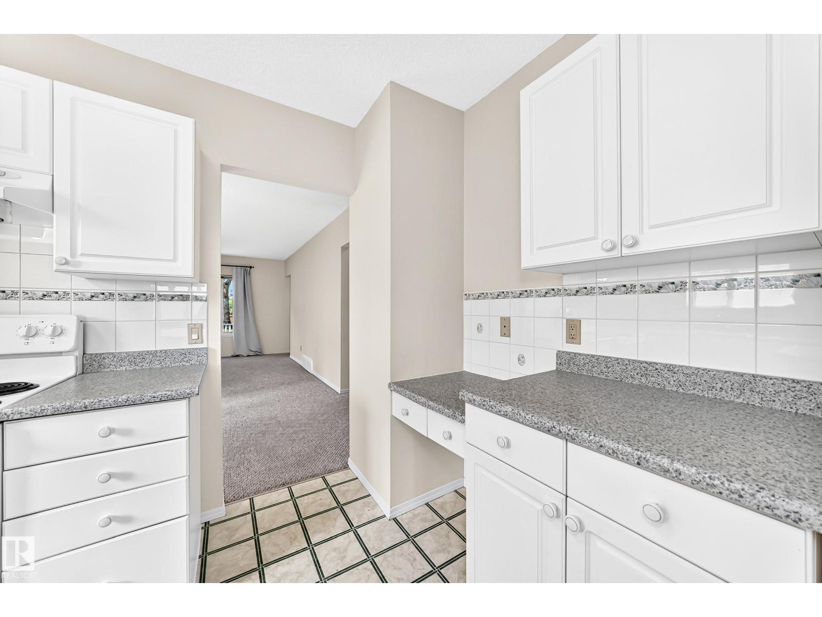 11045 125 ST NW - Image 15