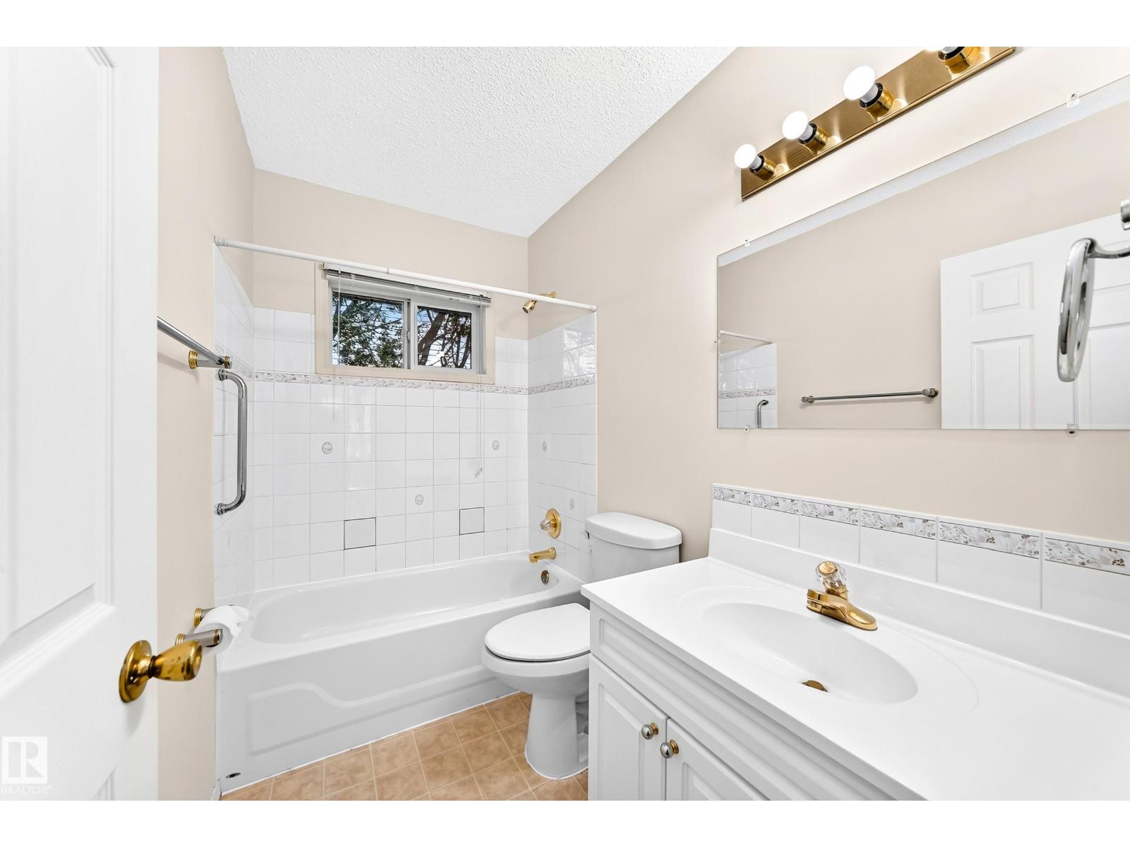 11045 125 ST NW - Image 27