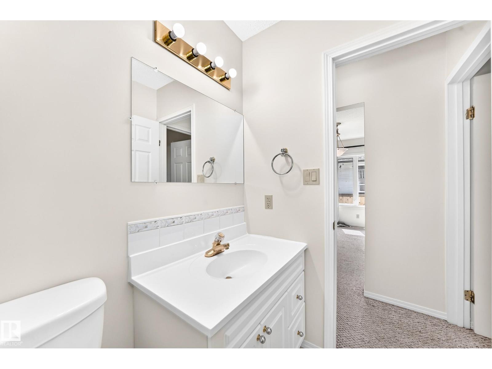11045 125 ST NW - Image 28