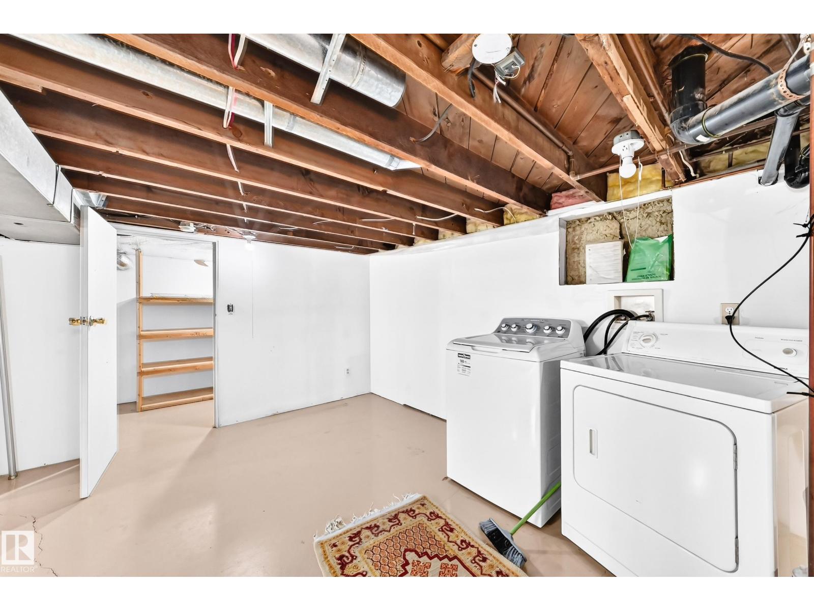 11045 125 ST NW - 37