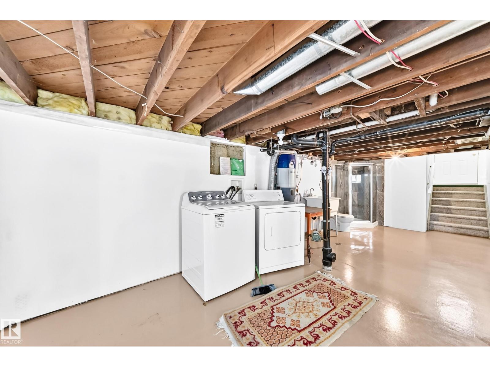 11045 125 ST NW - Image 38