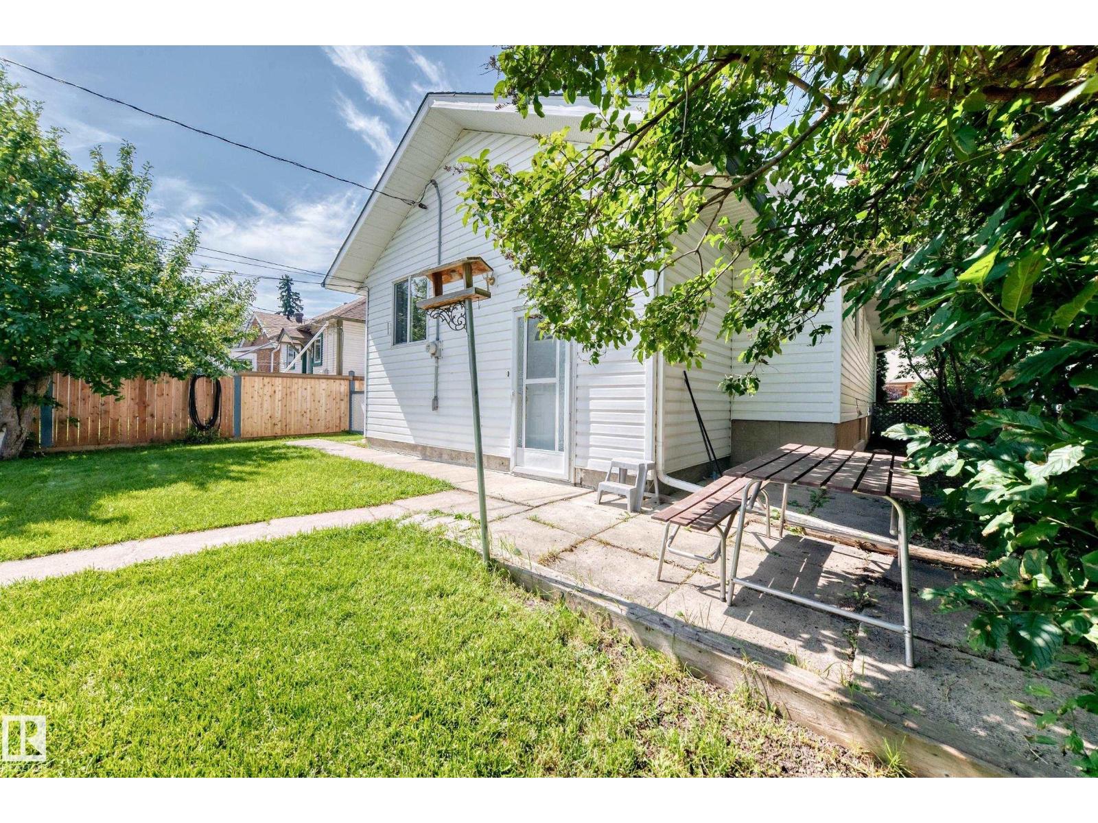 11045 125 ST NW - Image 49