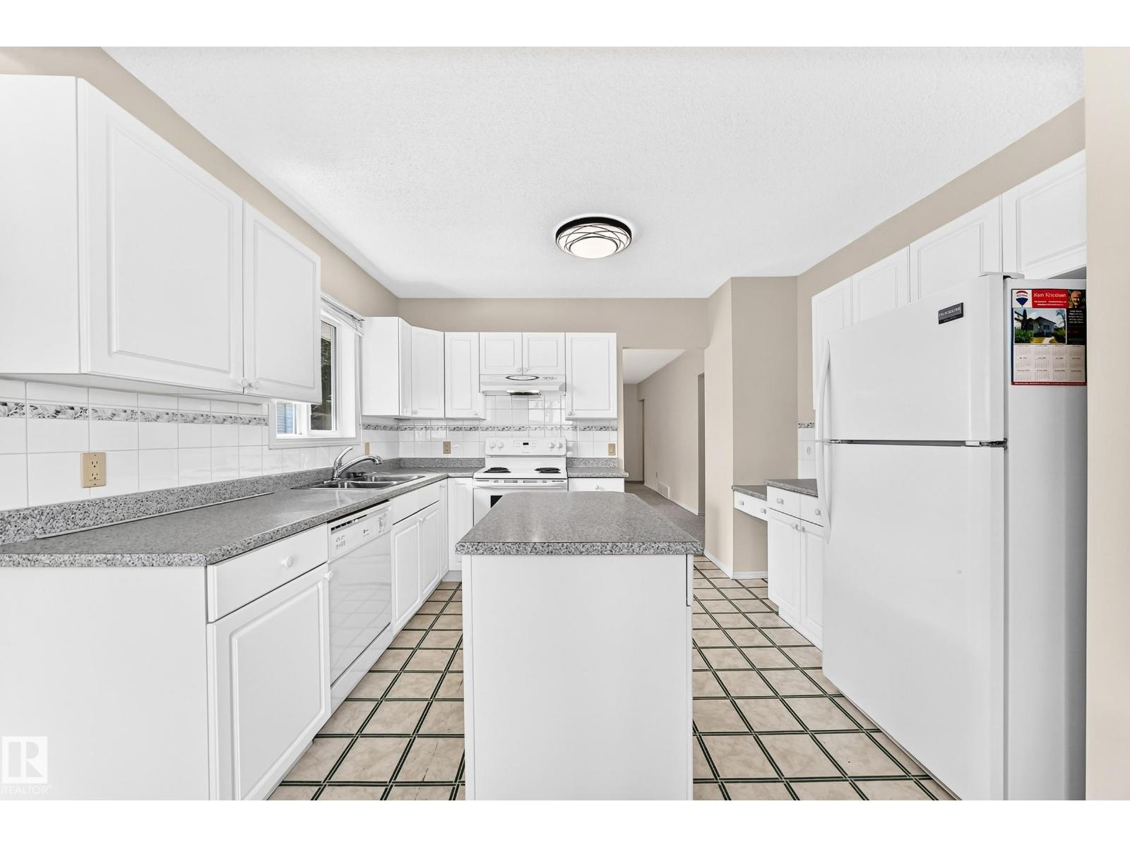 11045 125 ST NW - Image 6