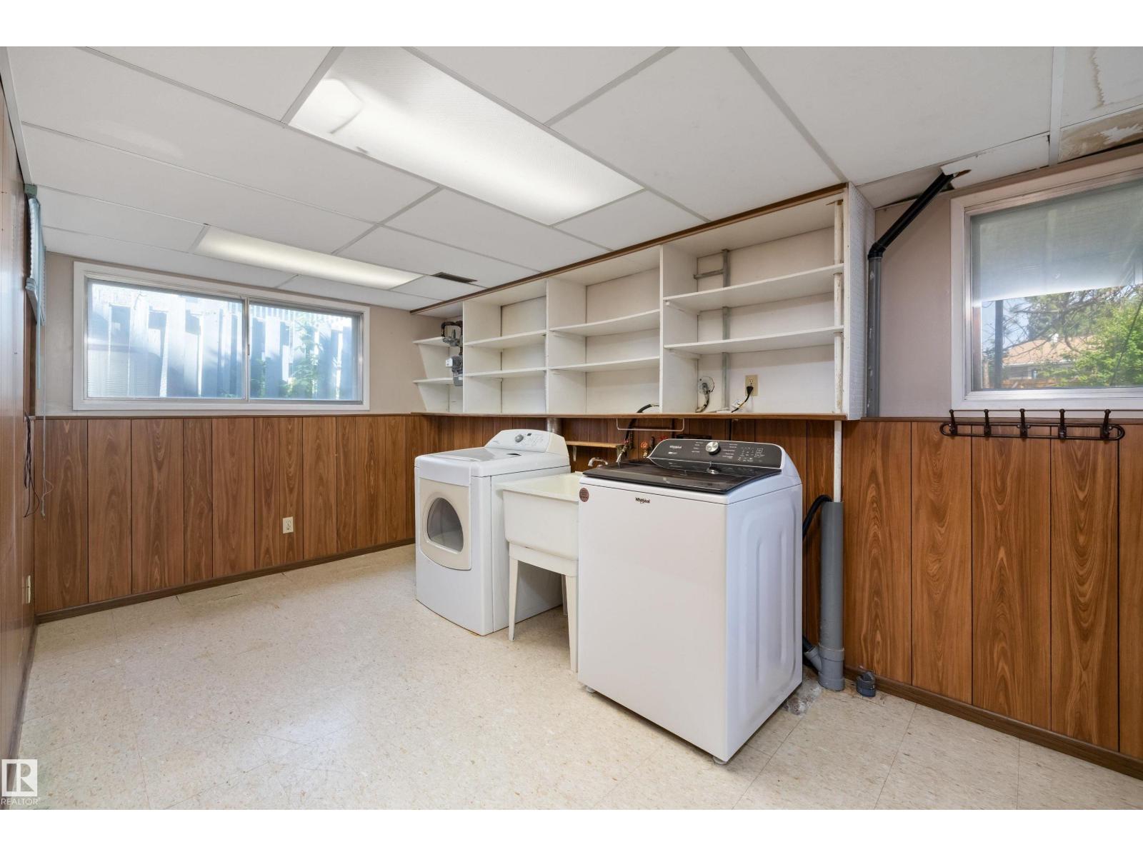 56 FLAGSTONE CR - 33