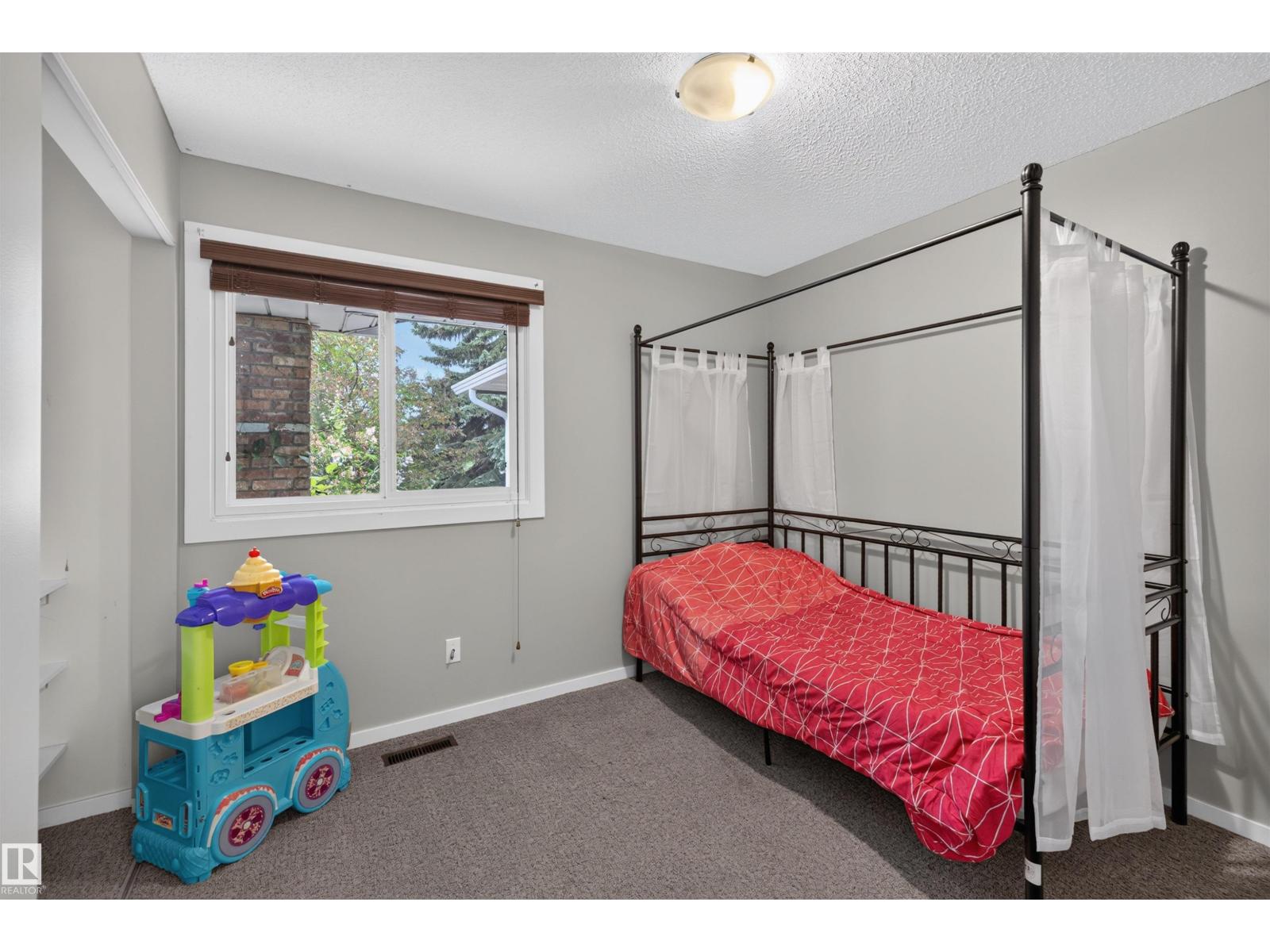 140 GREENGROVE AV - Image 30
