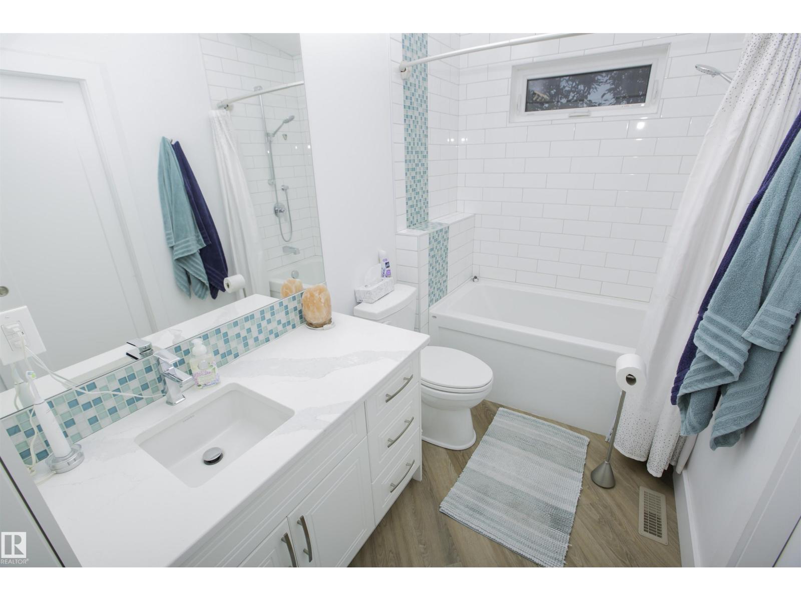 11131 52 ST NW - 20