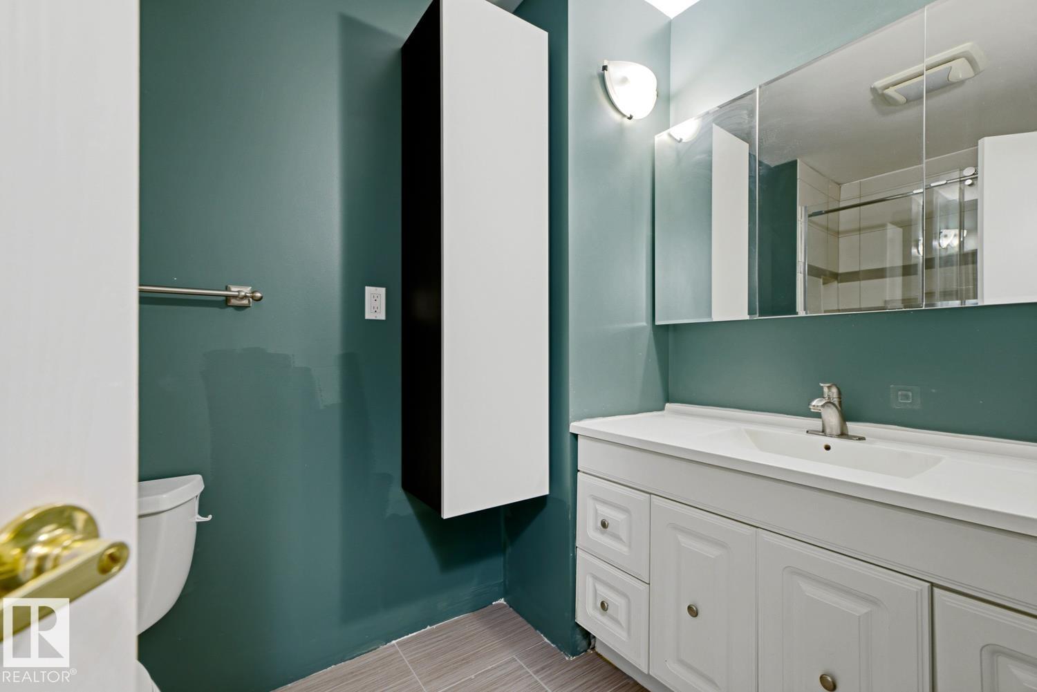 10235 152 ST NW - Image 16