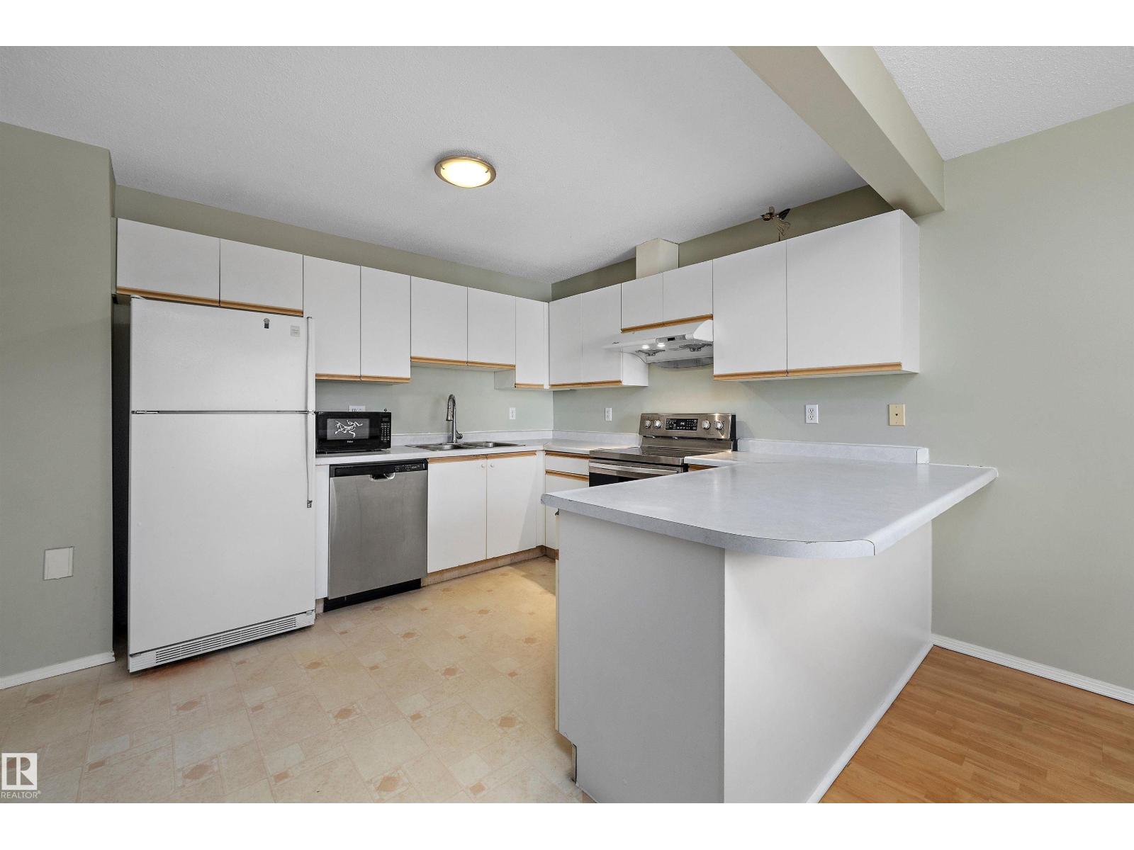 #29 9520 174 ST NW - Image 14