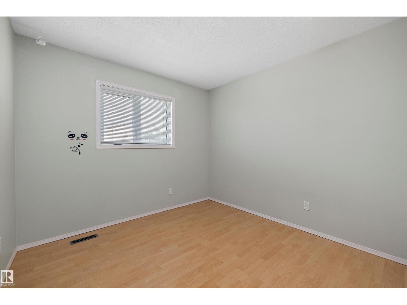 #29 9520 174 ST NW - 22