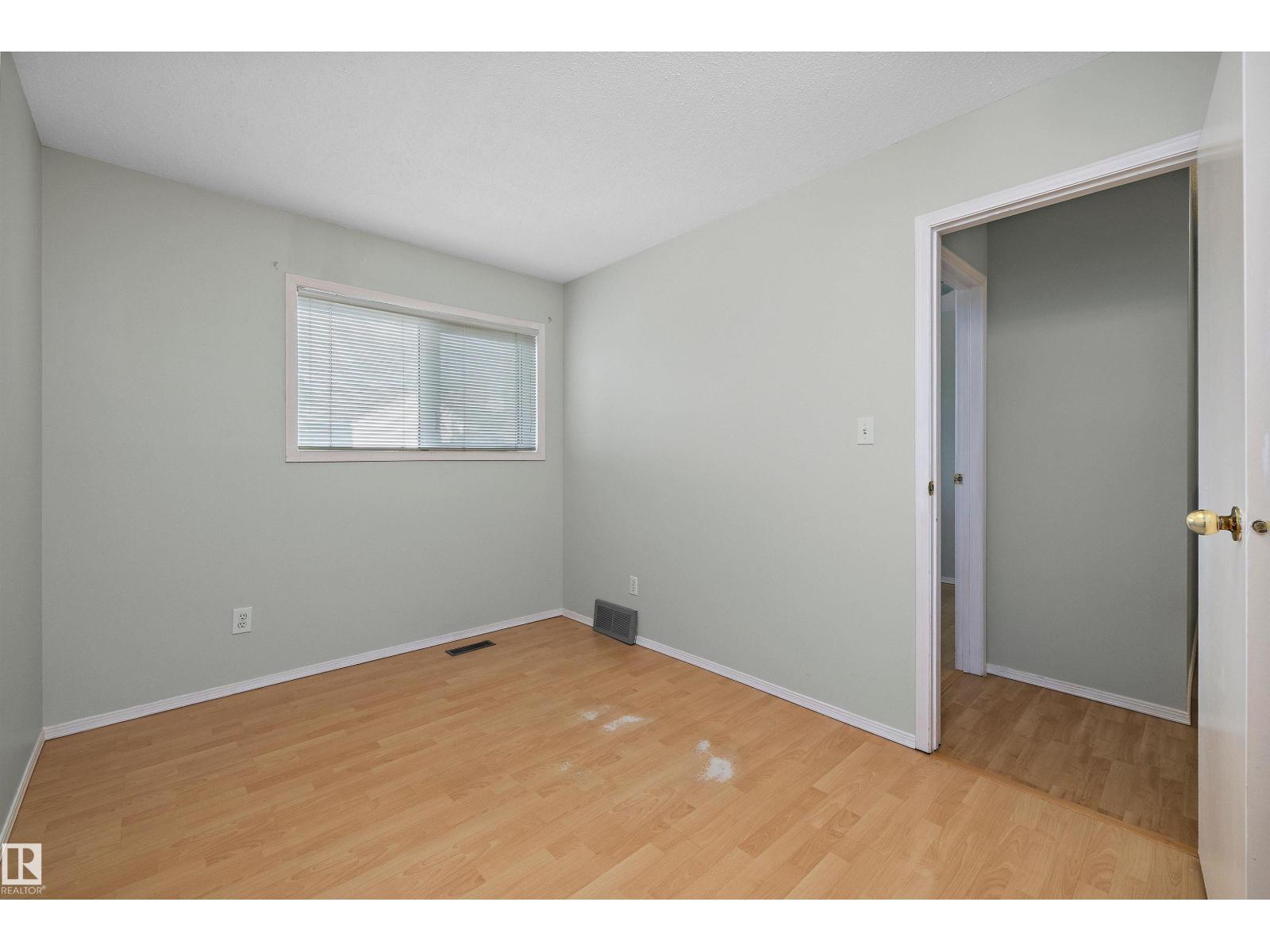 #29 9520 174 ST NW - 30