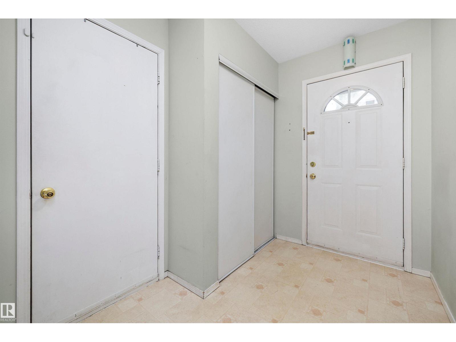 #29 9520 174 ST NW - 4