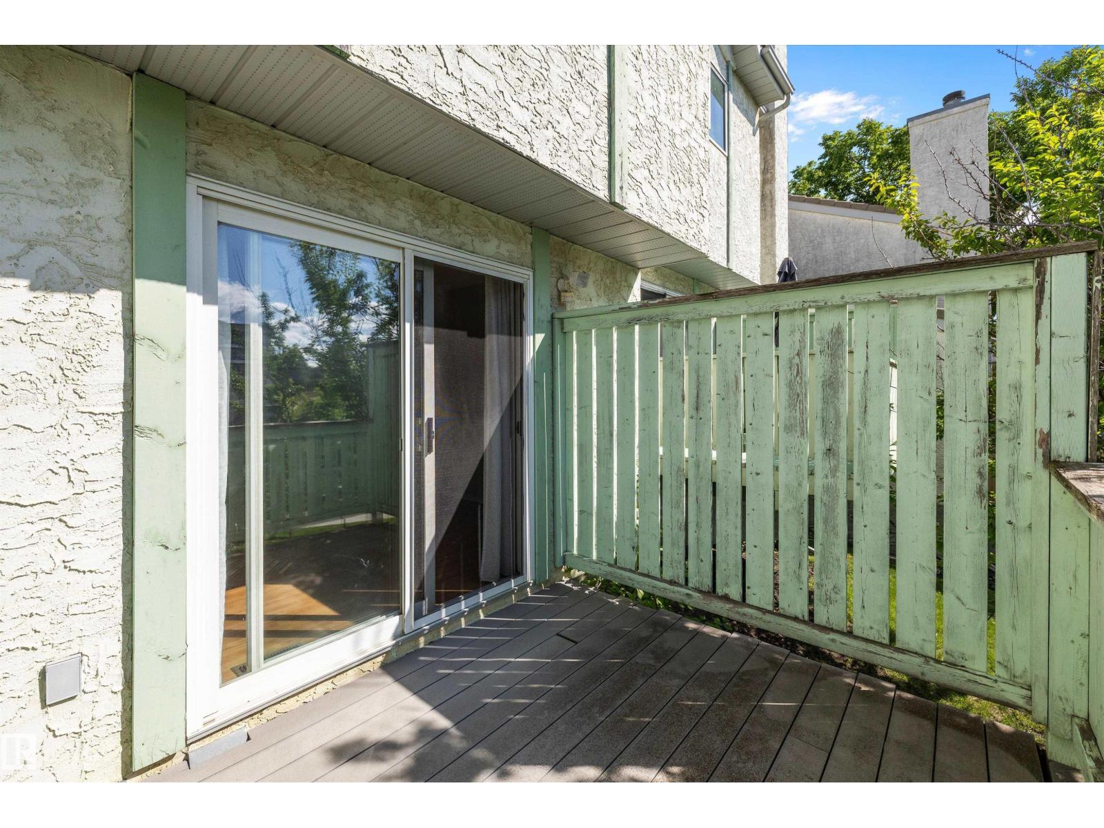 #29 9520 174 ST NW - 40