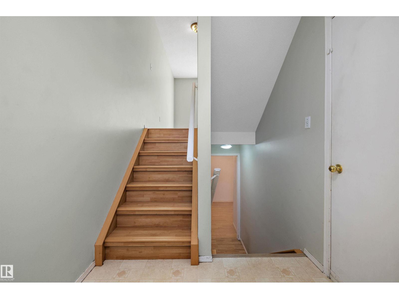 #29 9520 174 ST NW - 5
