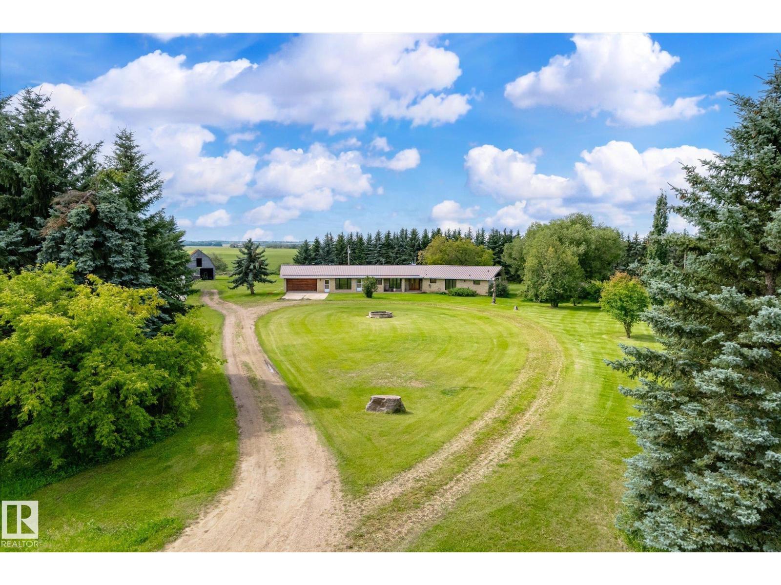 58032 RGE ROAD 251 - 3