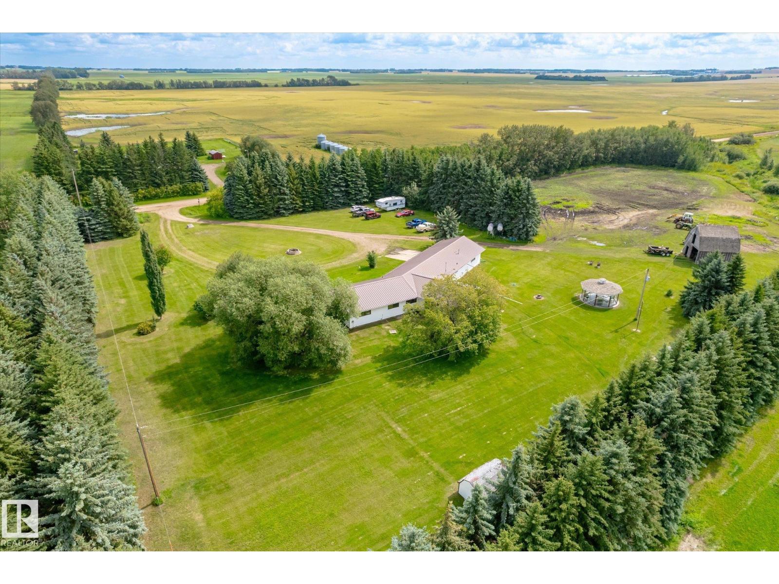 58032 RGE ROAD 251 - 54
