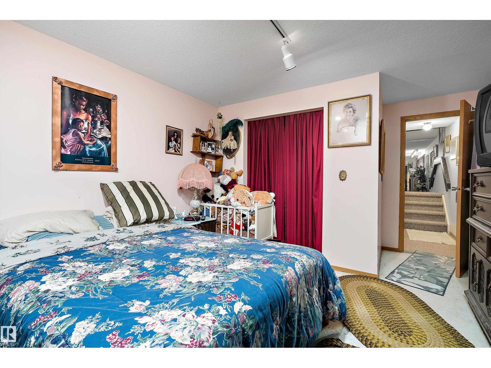 1001 45 ST - Image 35