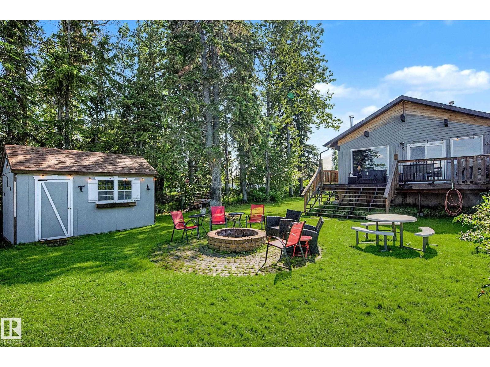 624 LAKESHORE DR DR E - Image 10