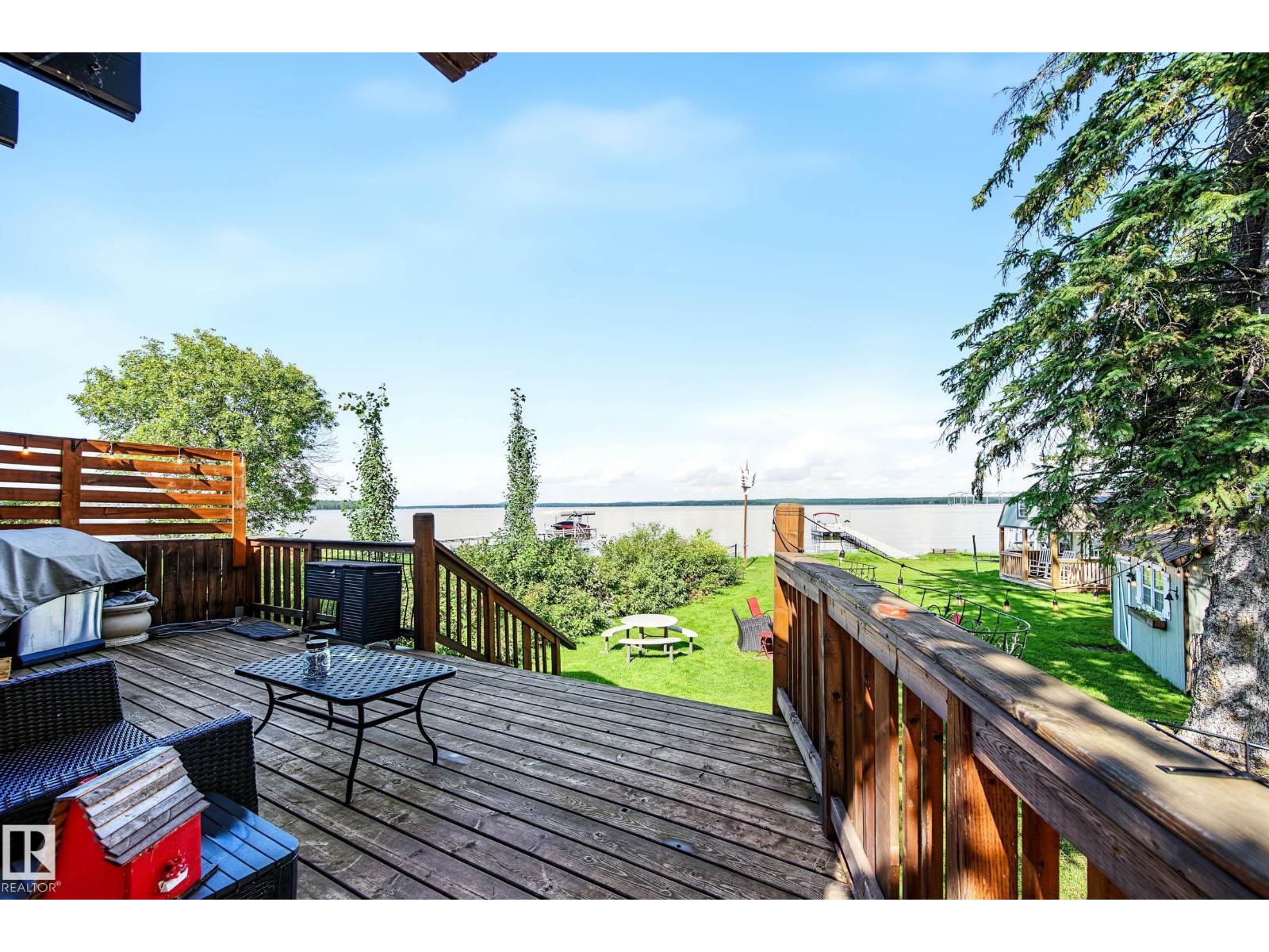 624 LAKESHORE DR DR E - 20