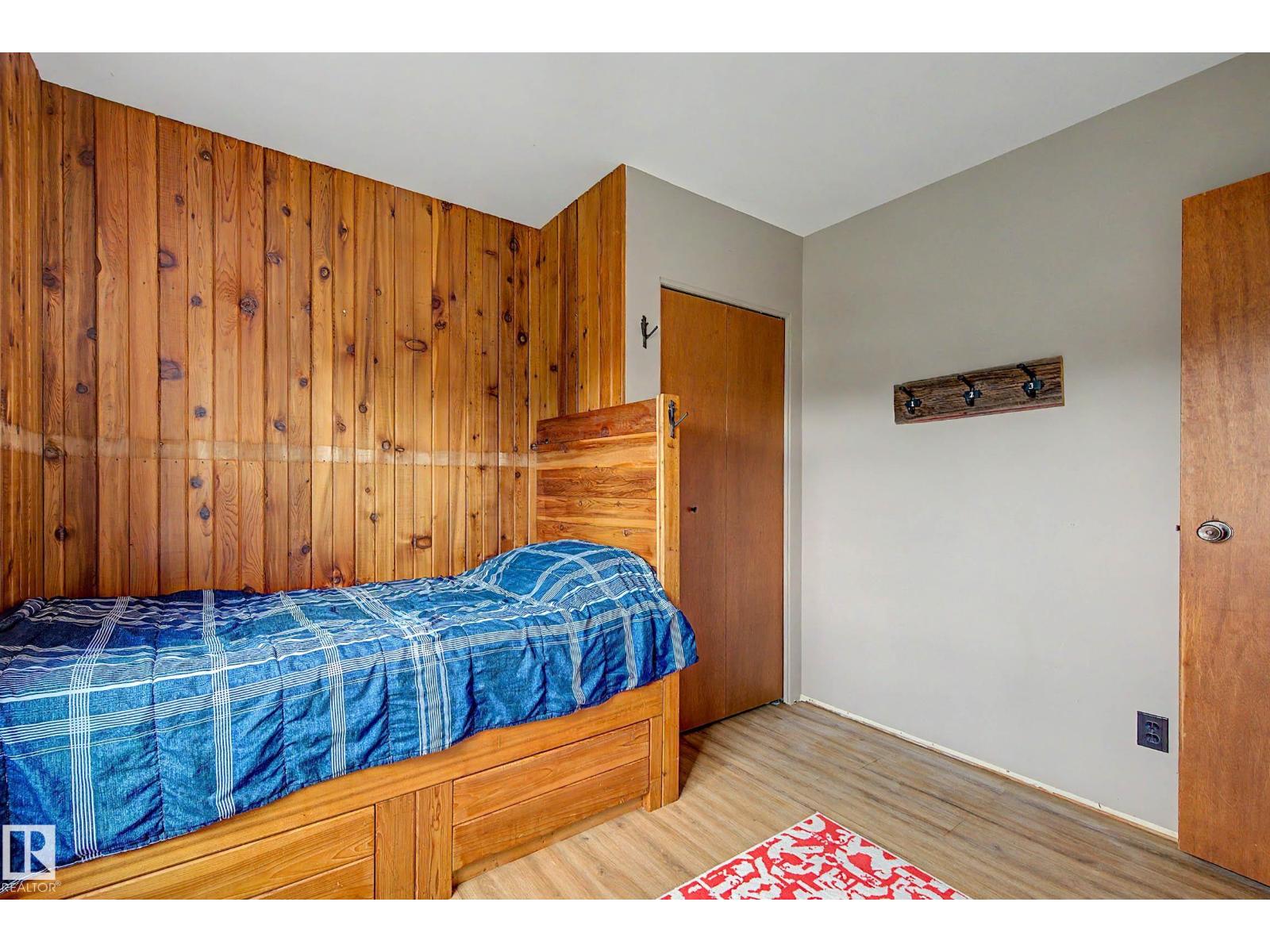 624 LAKESHORE DR DR E - Image 45