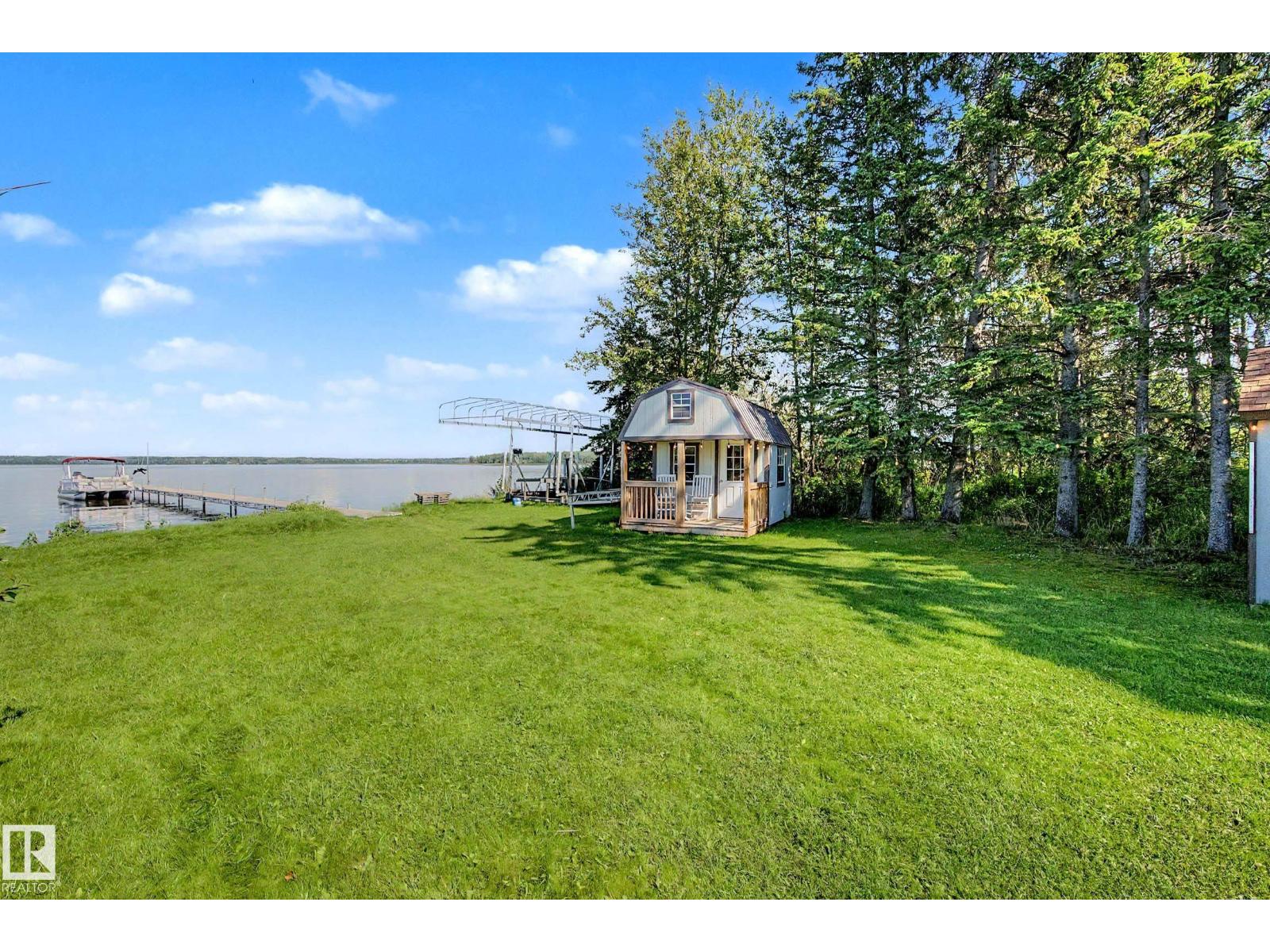 624 LAKESHORE DR DR E - Image 7