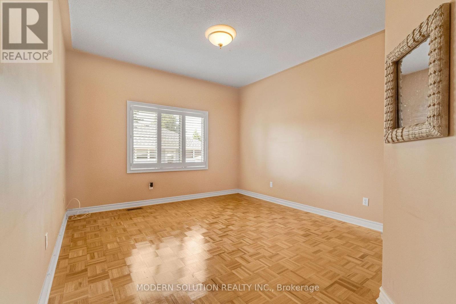 53 ELLWOOD DRIVE W - 25