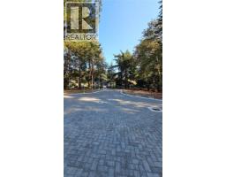 2701 Sea Glass Pl, Saanich, BC V8N4J2 Photo 6